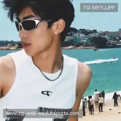 宫队翼