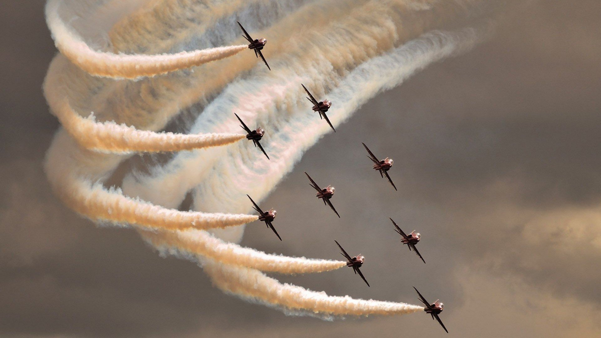 皮特·斯图斯的进攻突破为南非队创造优势,斯图尔特皮尔斯