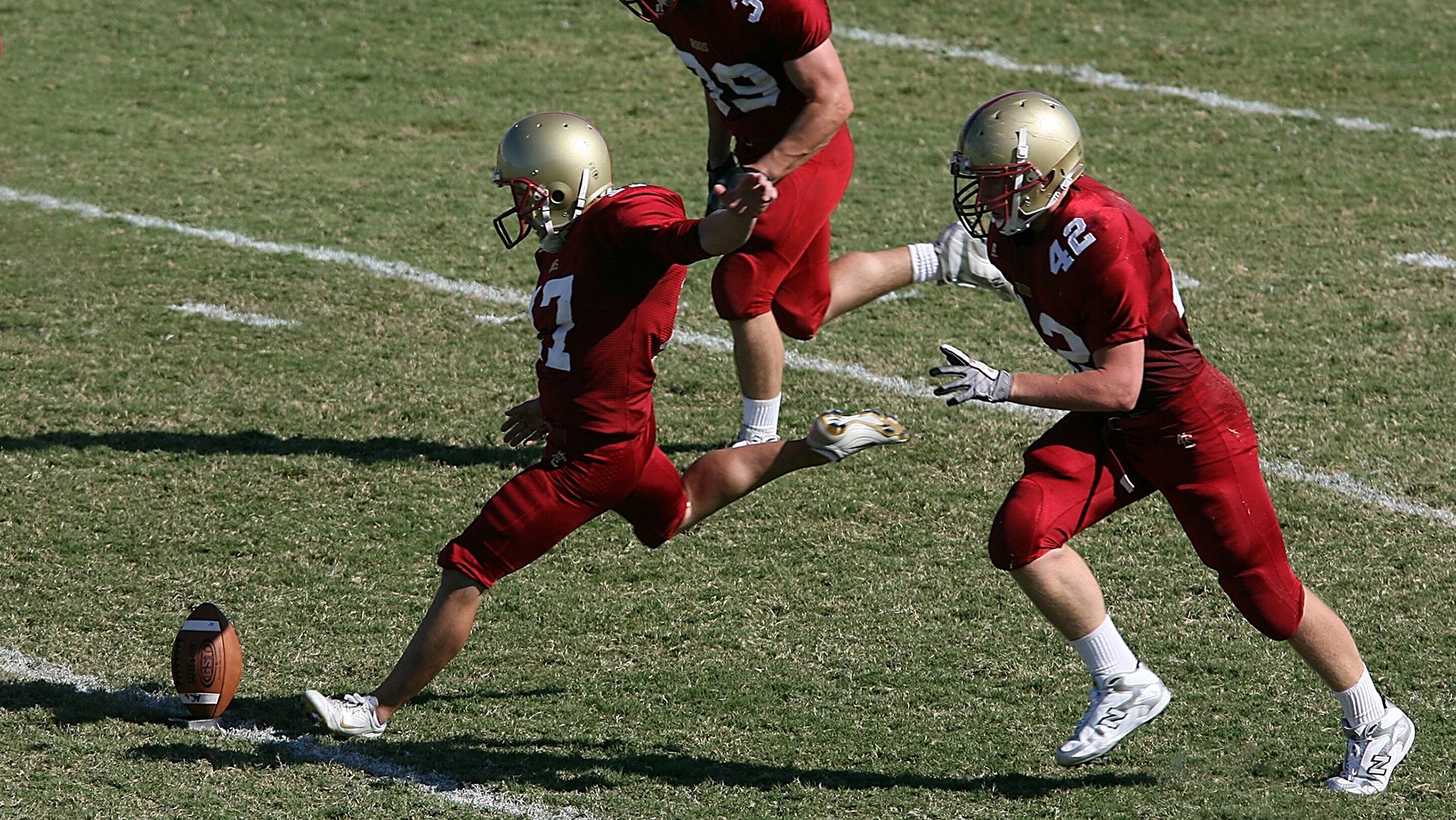 开云官方网-詹姆斯·奥康纳的定位球精准无比，关键时刻助力袋鼠队，詹姆斯奥康纳自然的理由